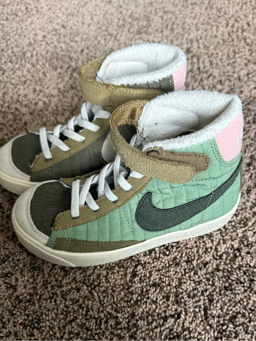 Nike Blazer Mid 77 PS Oil Green kids size 11